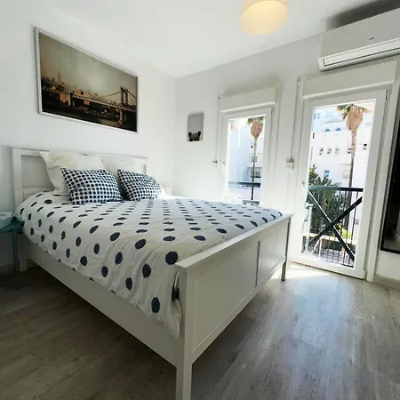 Mira - Casa De 3 Dormitorios, Terrazas, Vistas Al Mar, Parking Privado, Playa A 400 Metros, Centro A 500 Metros Apartment Torremolinos