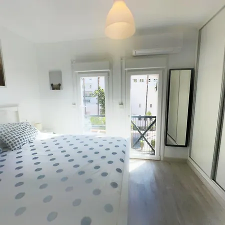 Mira - Casa De 3 Dormitorios, Terrazas, Vistas Al Mar, Parking Privado, Playa A 400 Metros, Centro A 500 Metros Apartment