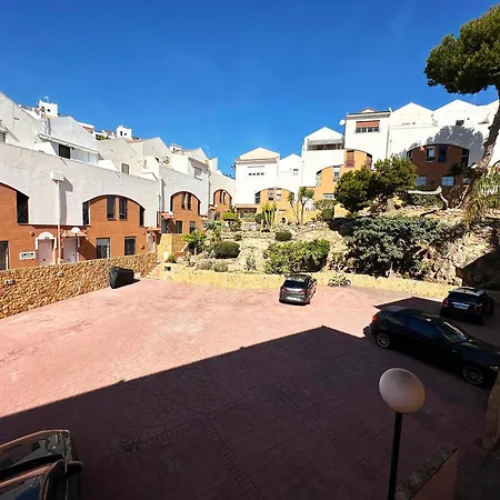 Mira - Casa De 3 Dormitorios, Terrazas, Vistas Al Mar, Parking Privado, Playa A 400 Metros, Centro A 500 Metros Torremolinos