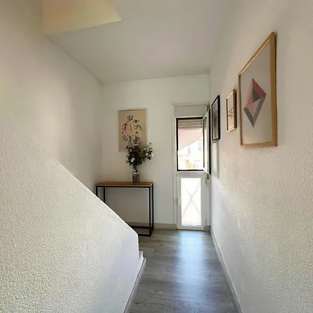 Mira - Casa De 3 Dormitorios, Terrazas, Vistas Al Mar, Parking Privado, Playa A 400 Metros, Centro A 500 Metros Torremolinos